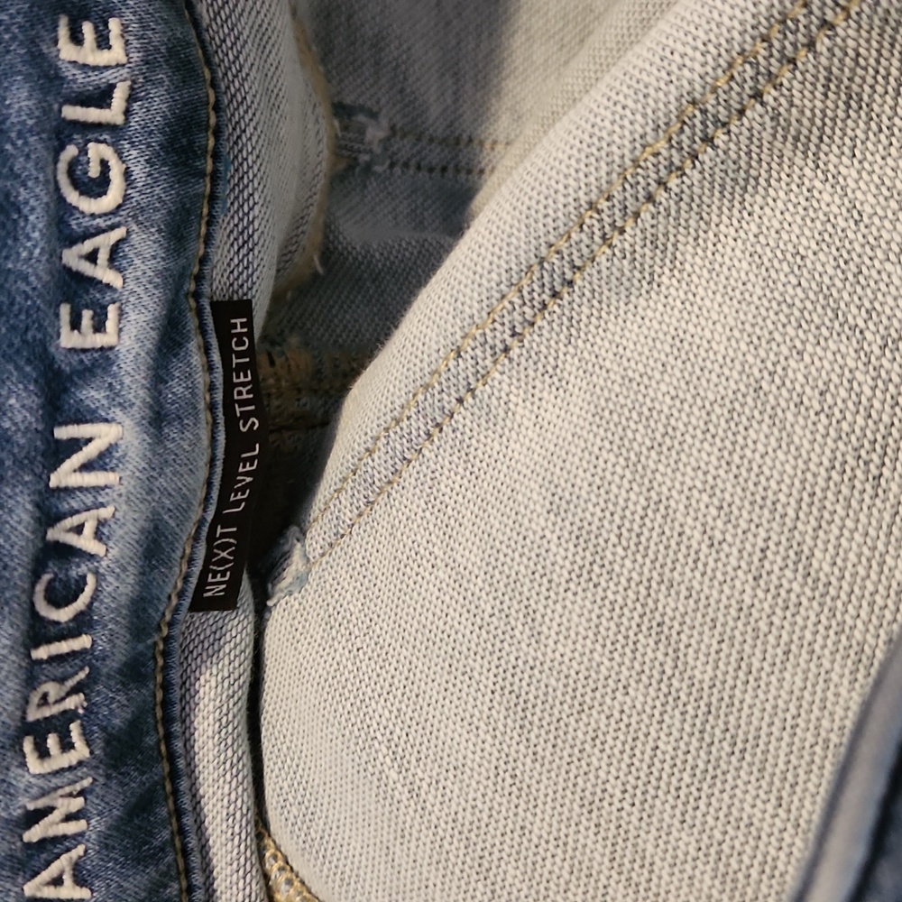 American Eagle Light Wash Jeggings - Picture 5 of 6